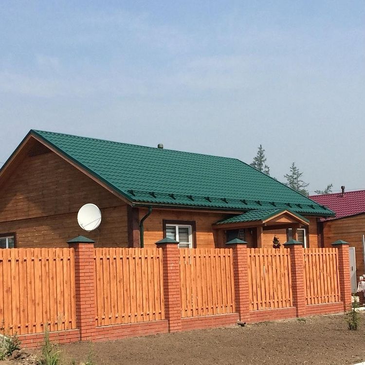 Забор из металлоштакетника